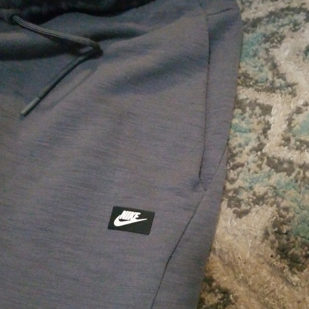 Sweatpants - Picture 2 of 7